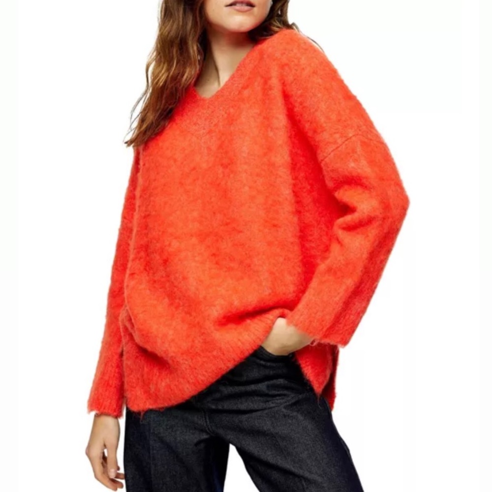 3/$25 NWT Topshop Brushed V Neck Sweater size 8-10